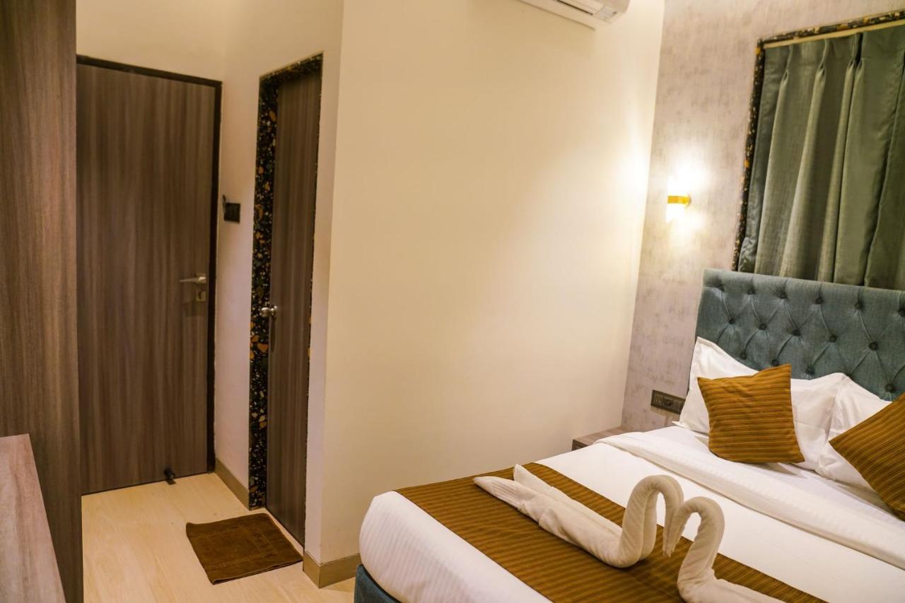 Hotel Lime Wood Мумбаи Экстерьер фото